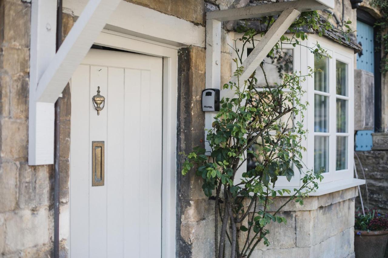 Gleneda Cottage - A Renovated, Traditional Cotswold Cottage Full Of Charm With Fireplace And Garden Bourton on the Hill Exterior photo